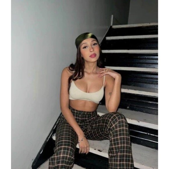 INH X RAYE RAYE Gorgeous Green Satin Scarf - Picture 5 of 5